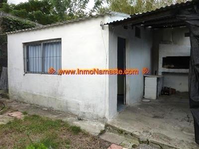Casa de 1 Dormitorio con Amplio Terreno