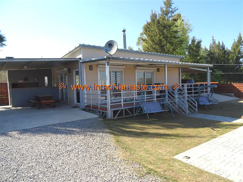 ALQUILER / VENTA - Dos Casas Con Piscina Climatizada en Colonia del Sacramento
 | Inmobiliaria Namasté | Colonia, Uruguay